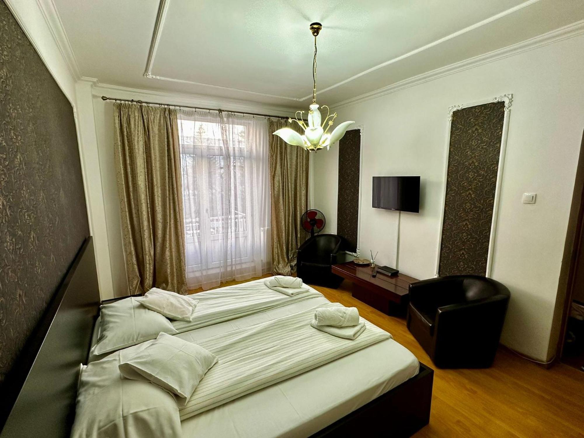 Garsoniera Ultracentral Apartment Bacau Exterior photo